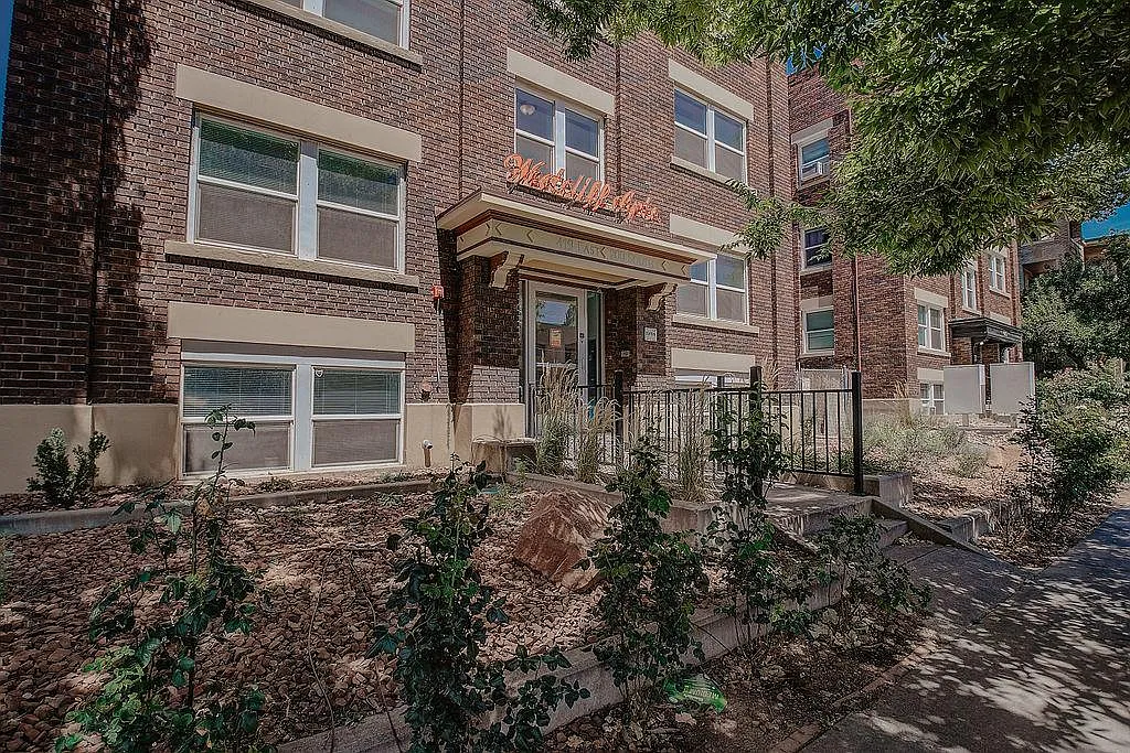 419 E 200 S — Photo 1