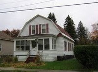 94 6th Ave, Gloversville, NY 12078