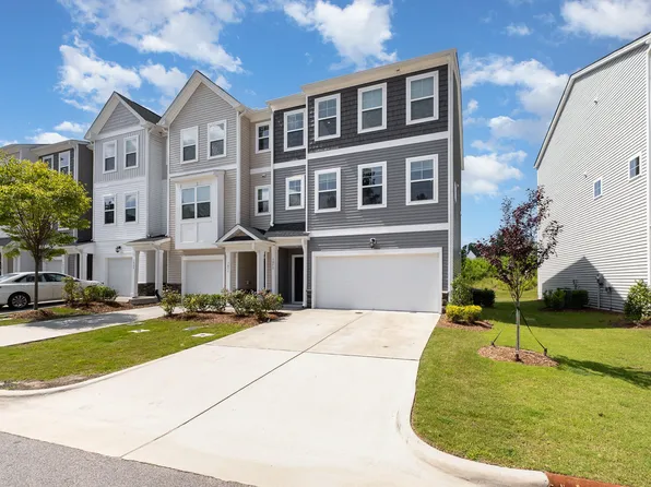 1053 Shoreside Dr, Durham, NC 27713