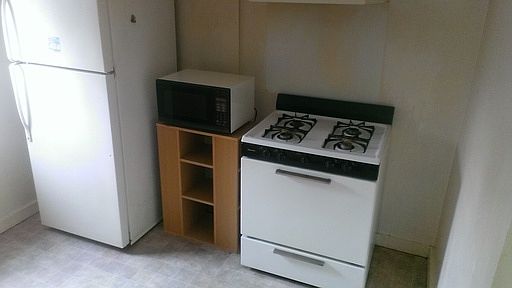 2nd image of 314 1/2 E Lincoln Ave