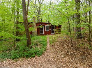 4513 Lake Rd, Stevensville, MI 49127