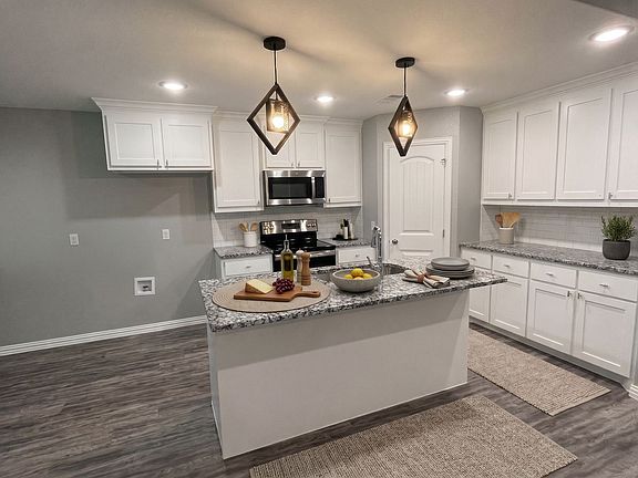 4th image of 101 Haydens Way