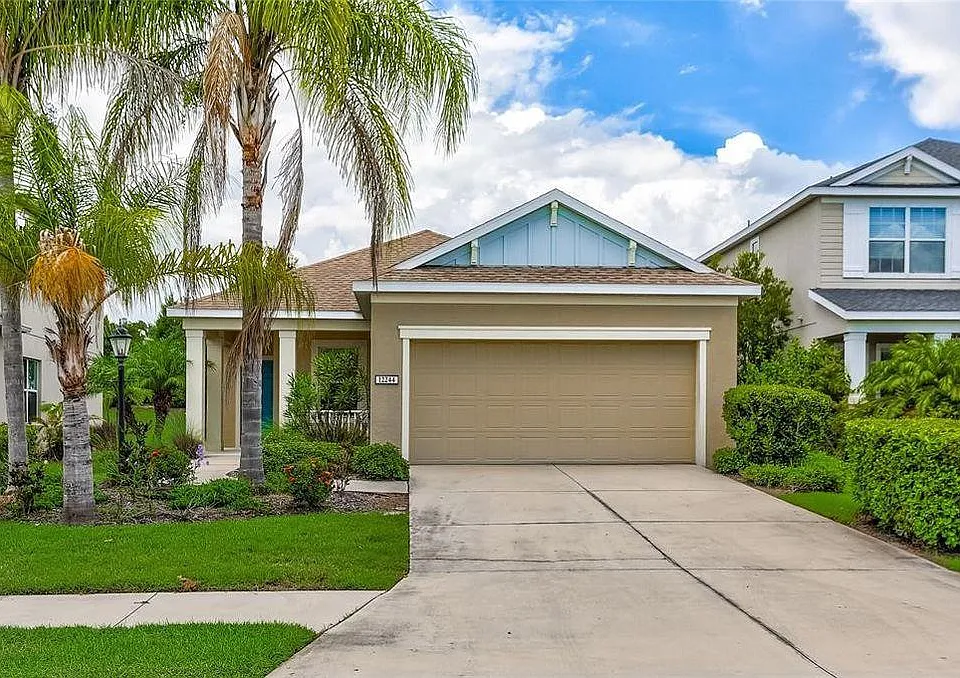 12244 Longview Lake Cir