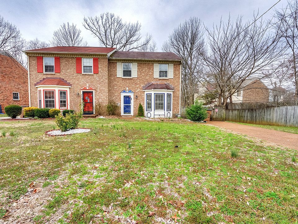 1st image of 573 Castlegate Dr