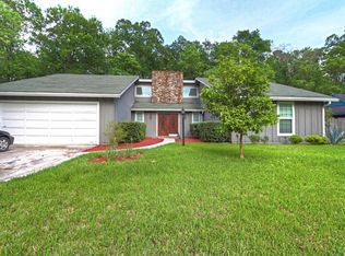 1383 Dolphin St, Orange Park, FL 32073