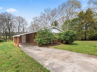 31 Mill St, Cave Spring, GA 30124