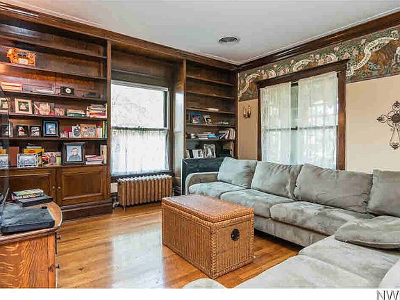 4th image of 2312 Nebraska St