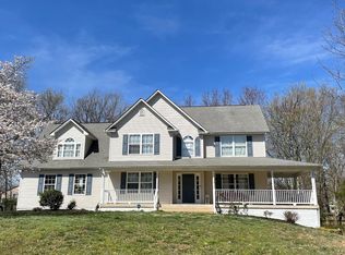 13006 Willow Point Dr, Fredericksburg, VA 22408