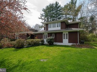 400 Helen Cir, Narberth, PA 19072