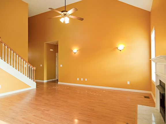 Beautiful High Ceilings 