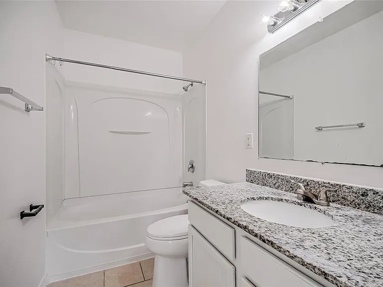 735 Alton Ave — Photo 24