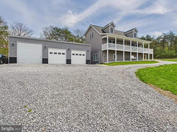996 Hallows Way, Gerrardstown, WV 25420