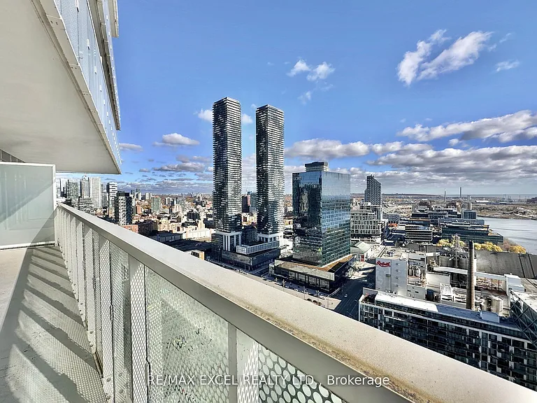 15 Queens Quay E #3101 — Photo 16