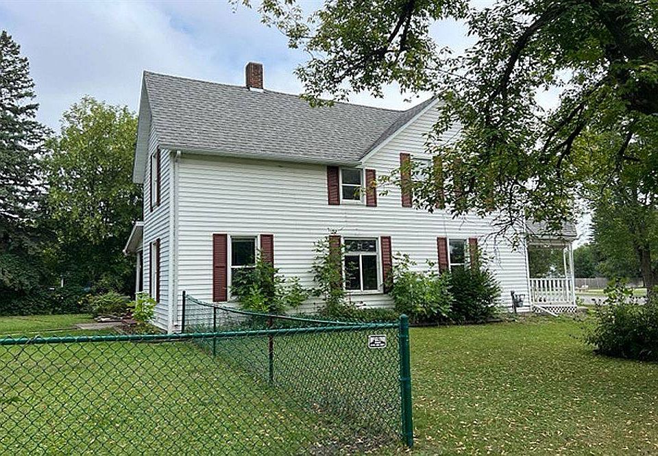505 1st St E, Fosston, MN 56542 MLS 11202993 Zillow