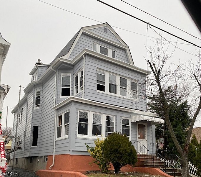 1st image of 249 Linden Ave