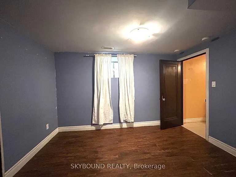 354 Saint Johns Rd #BASEMENT — Photo 10
