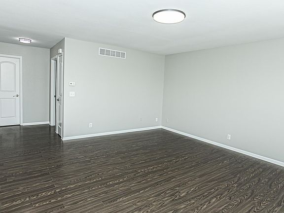 3rd image of 7522 N 285th Avenue Cir #7522