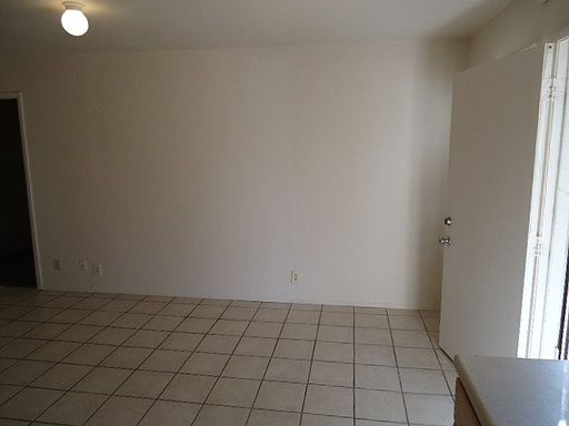 4th image of 3123 39th St