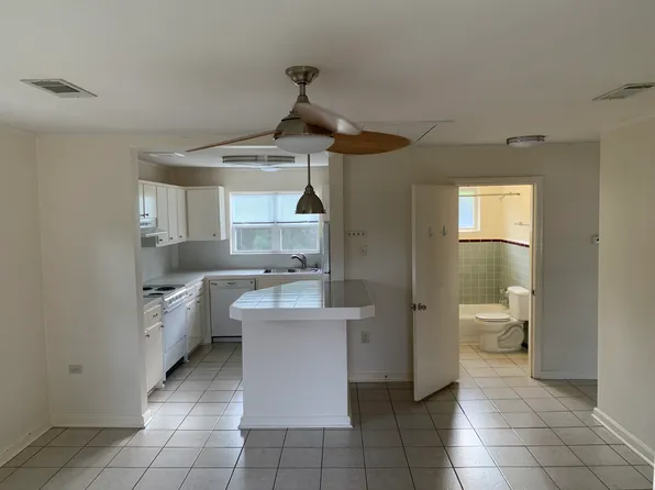 1551 S Acadian Thruway #B, Baton Rouge, LA 70808