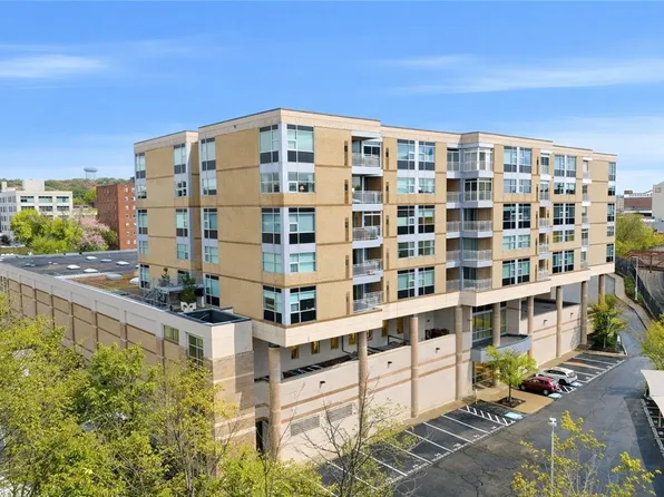 5570 Centre Ave APT 400, Pittsburgh, PA 15232