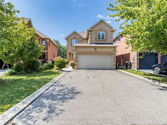 2nd image of 32 Creekwood Dr
