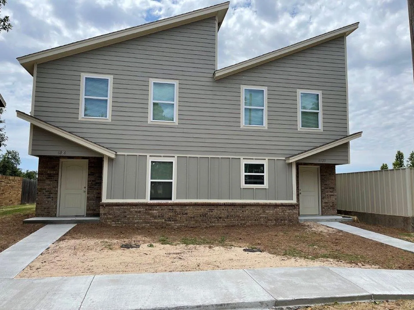 3 bed 2 bath town home in Putnam City Schools! All appliances — Photo 2