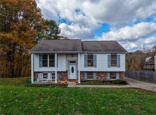 421 Rampart Blvd, New Kensington, PA 15068