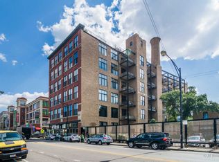1872 N Clybourn Ave APT 201, Chicago, IL 60614