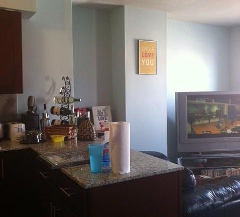 4th image of 242 W Girard Ave APT 3