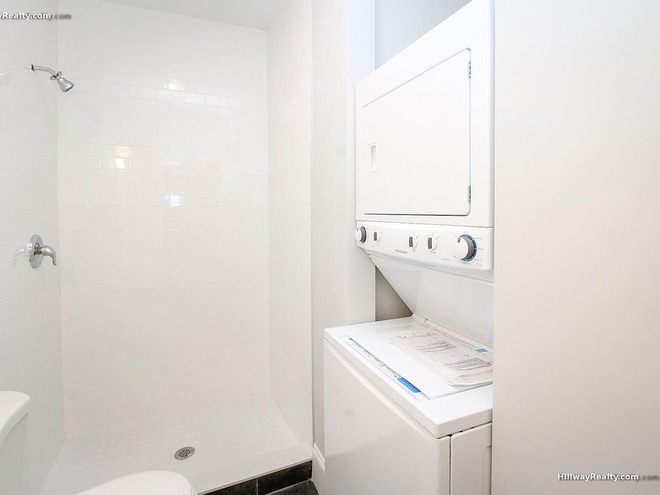 2nd image of 70 W Eagle St #12