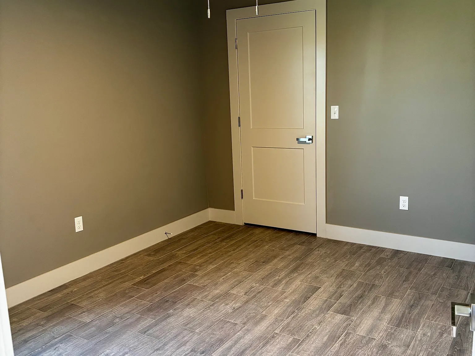 3 bed, 1365 sqft, $2,050 — Photo 3