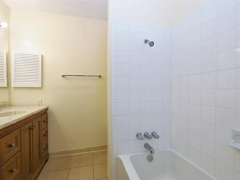 2115 E Weldon Dr — Photo 18