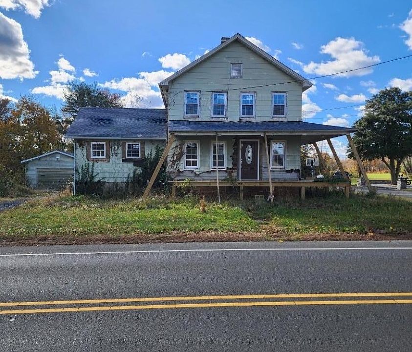 1st image of 899 Adelphia-Farmimg Dale