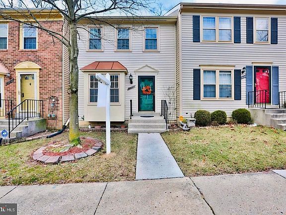 2nd image of 3027 Mozart Dr