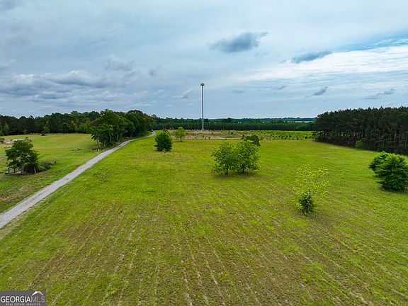 3rd image of 759 Pitts Rd
