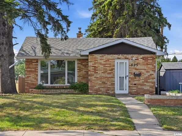 825 L AVENUE N, Saskatoon, SK S7L 2R3