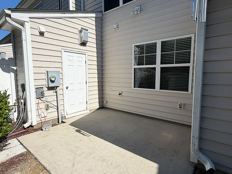 725 Grace Hodge Dr — Photo 9