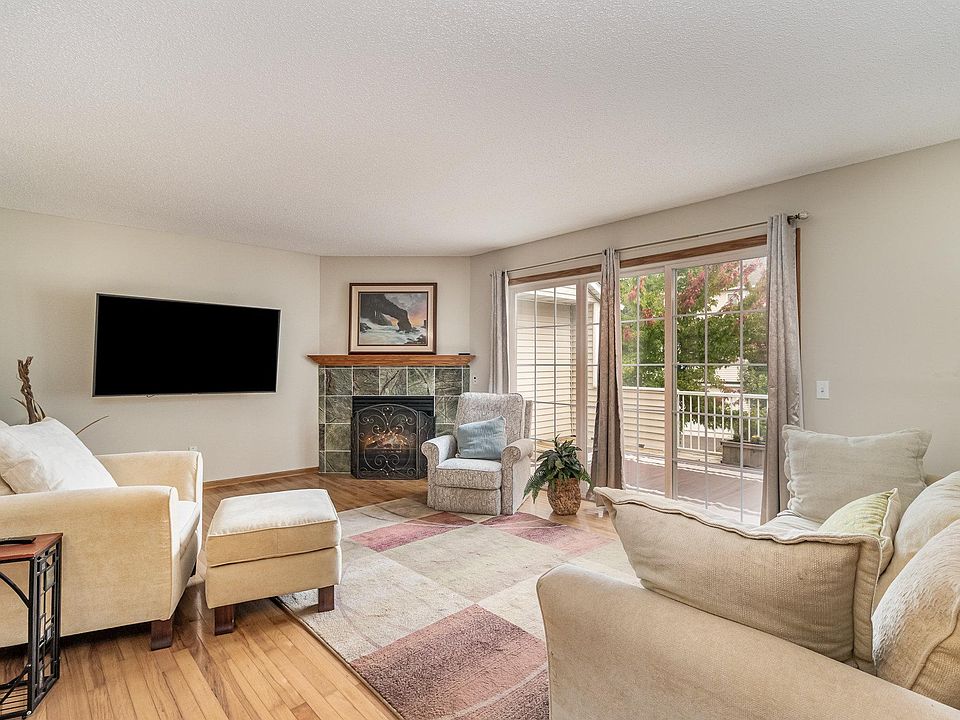 1st image of 947 Santa Vera Dr