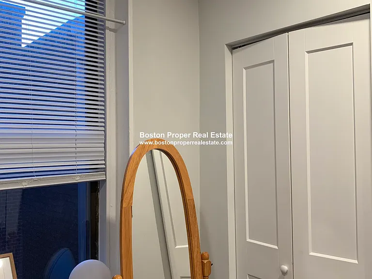 44 Joy St #4 — Photo 12