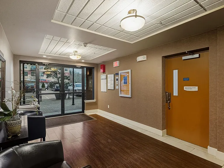 960 Harris Ave #307 — Photo 26