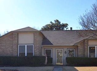 2726 Phillips Dr, Garland, TX 75044