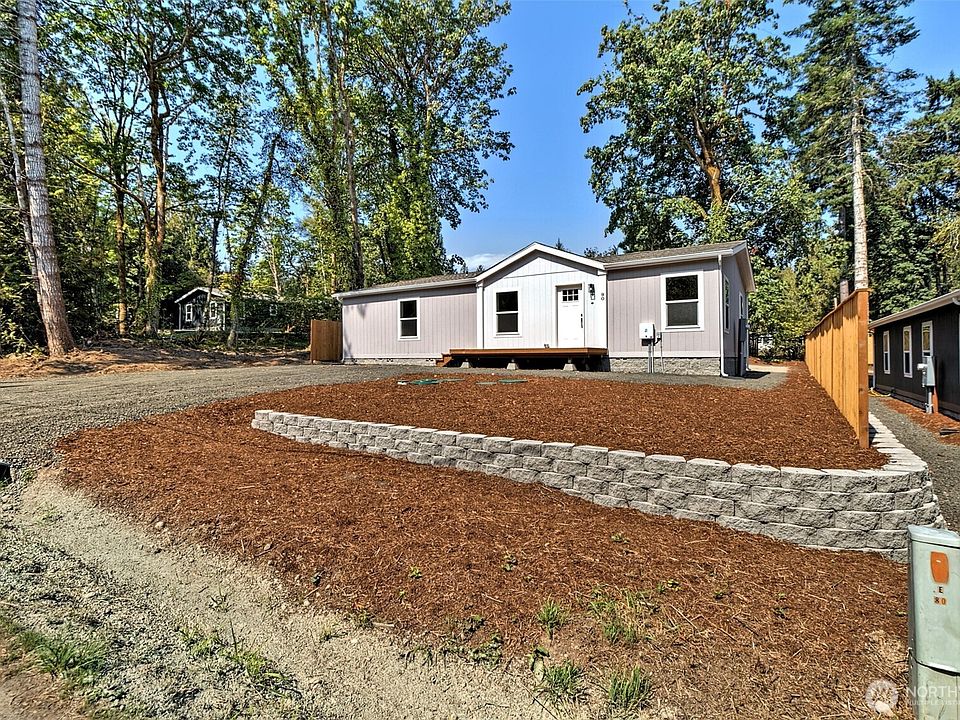 1st image of 90 E kingston Way