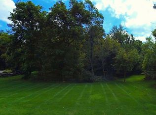 4975 Spaulding Dr, Clarence, NY 14031