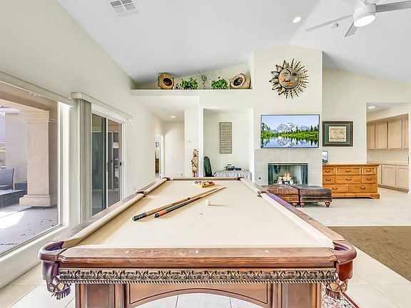 4th image of 45572 Torrey Pines Ct