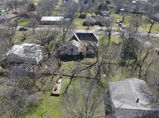 219 E 2nd St, Ferris, TX 75125