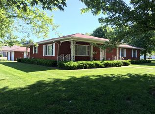 300 E Main St, Galatia, IL 62935