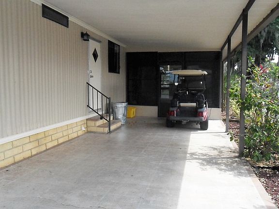 2nd image of 2299 Lakeside Dr