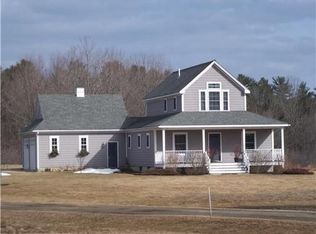 221 Middle Rd, Cumberland, ME 04021