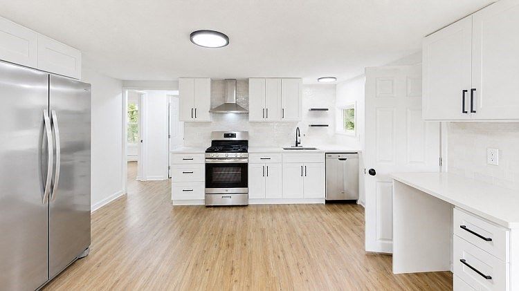 1st image of 291 Broadway APT D
