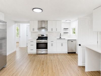 291 Broadway APT D, Haverhill, MA, 01832